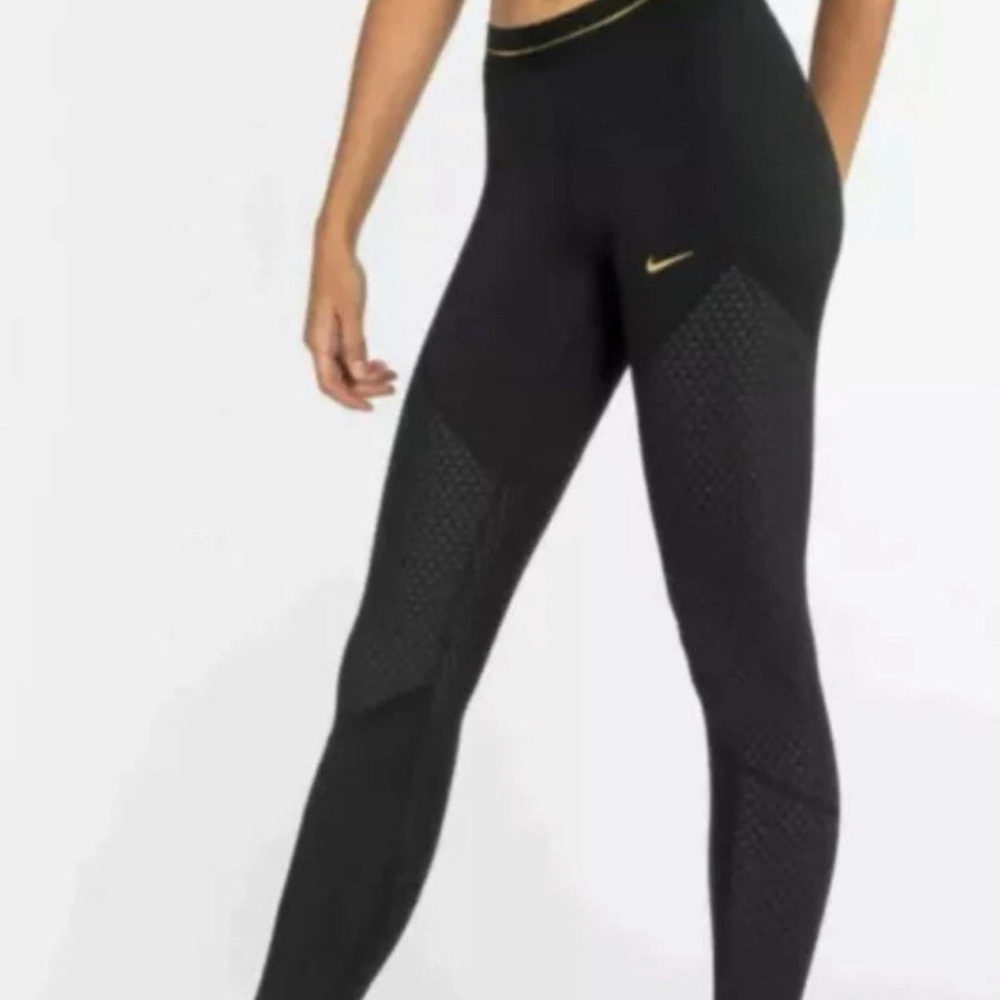 Nike Women's Training Pants Icon Clash Warm Yoga Running Tights Black Size XS